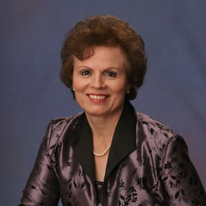 Rebecca Lutzer -cropped Rebecca Lutzer -cropped