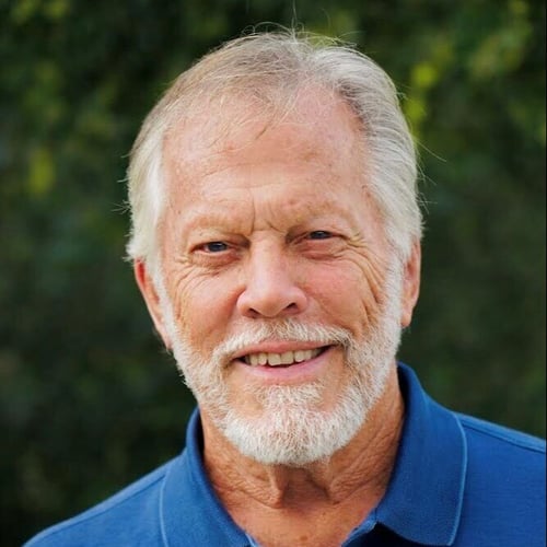 JOE STOWELL Headshot