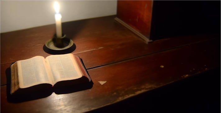 bible-on-desk