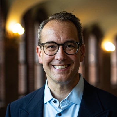 PHILIP MILLER Headshot